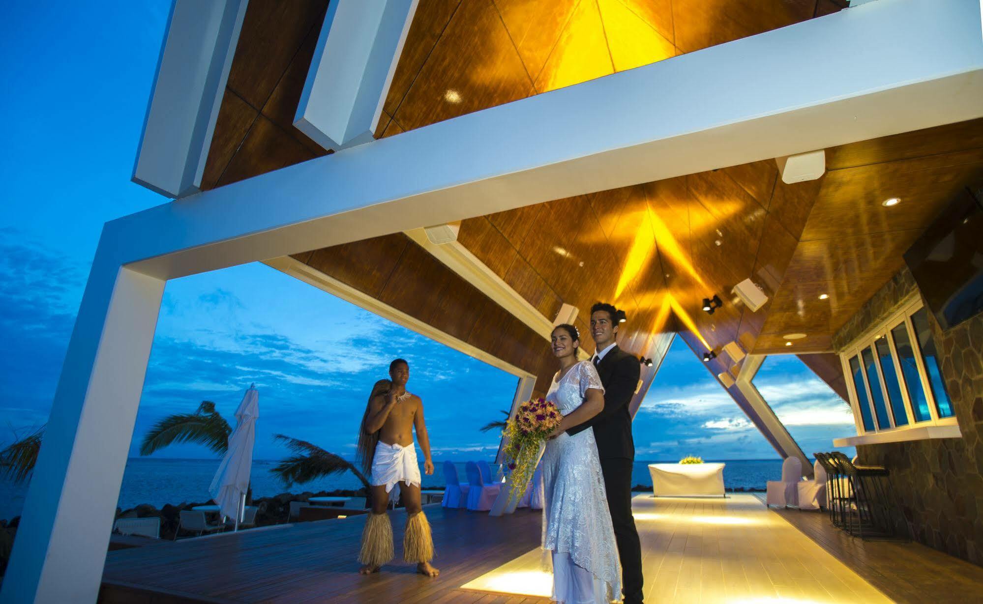 Taumeasina Island Resort Apia Exteriör bild